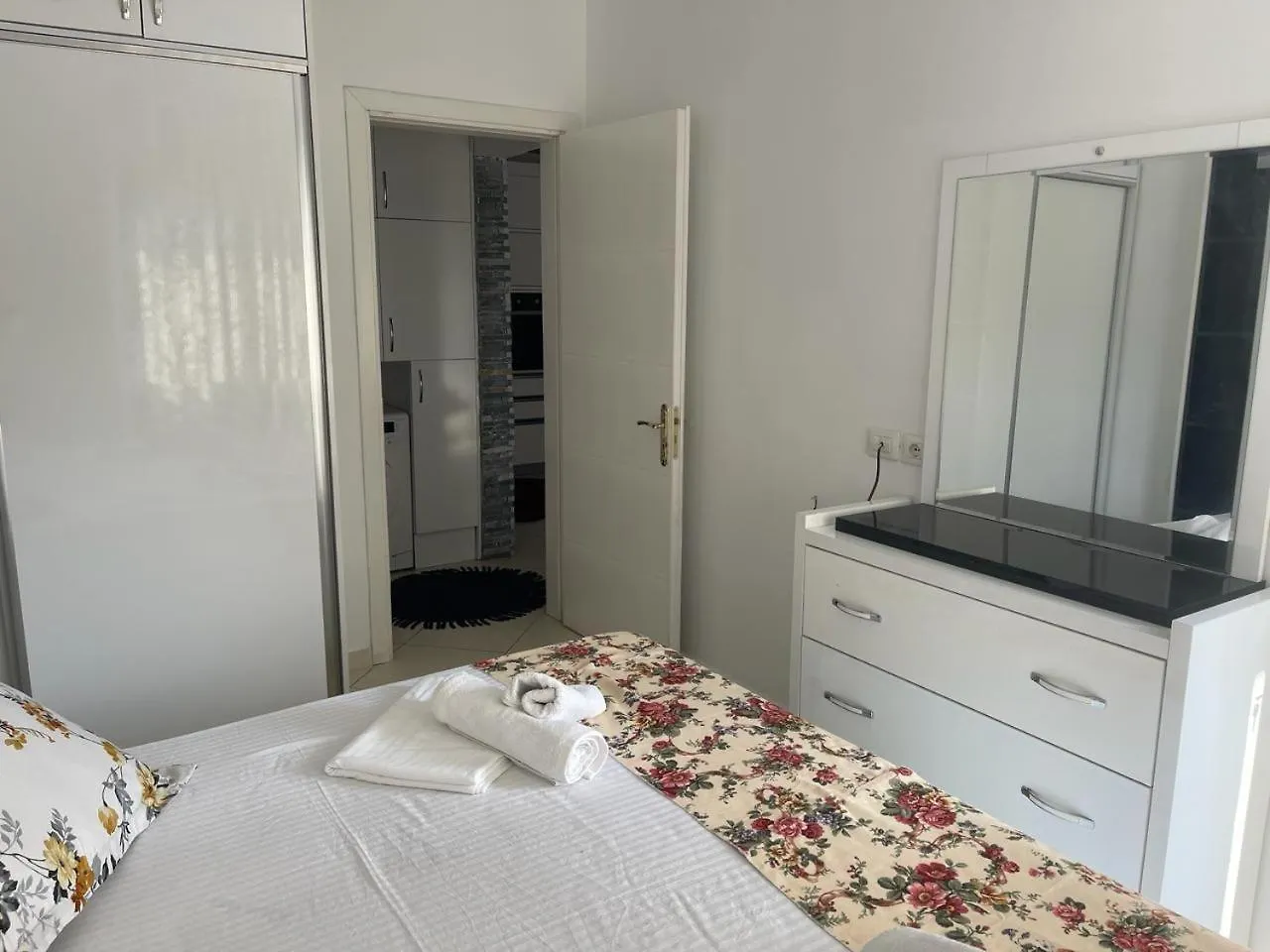 Seaview Apartment Sarande
